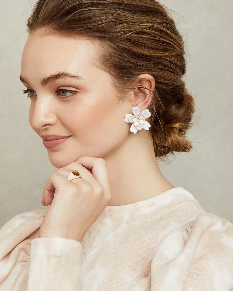 Floral Stud Earring image 1
