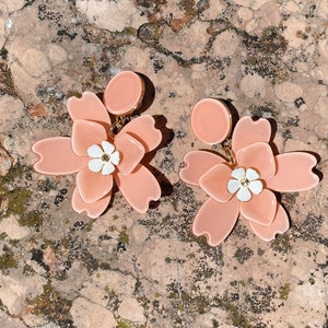 Statement Floral Clip-on Earring in Blush image 3