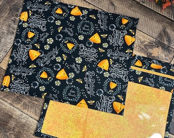 Bees vinyl front project bag