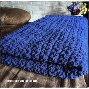 Handmade Chunky Blanket, Blanket, Navy, Home Decor-Free shipping