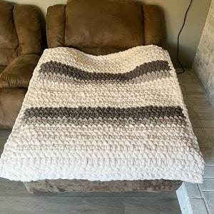 Handmade Chunky Blanket, Blanket, Cream and Gray, Home Decor-Free shipping