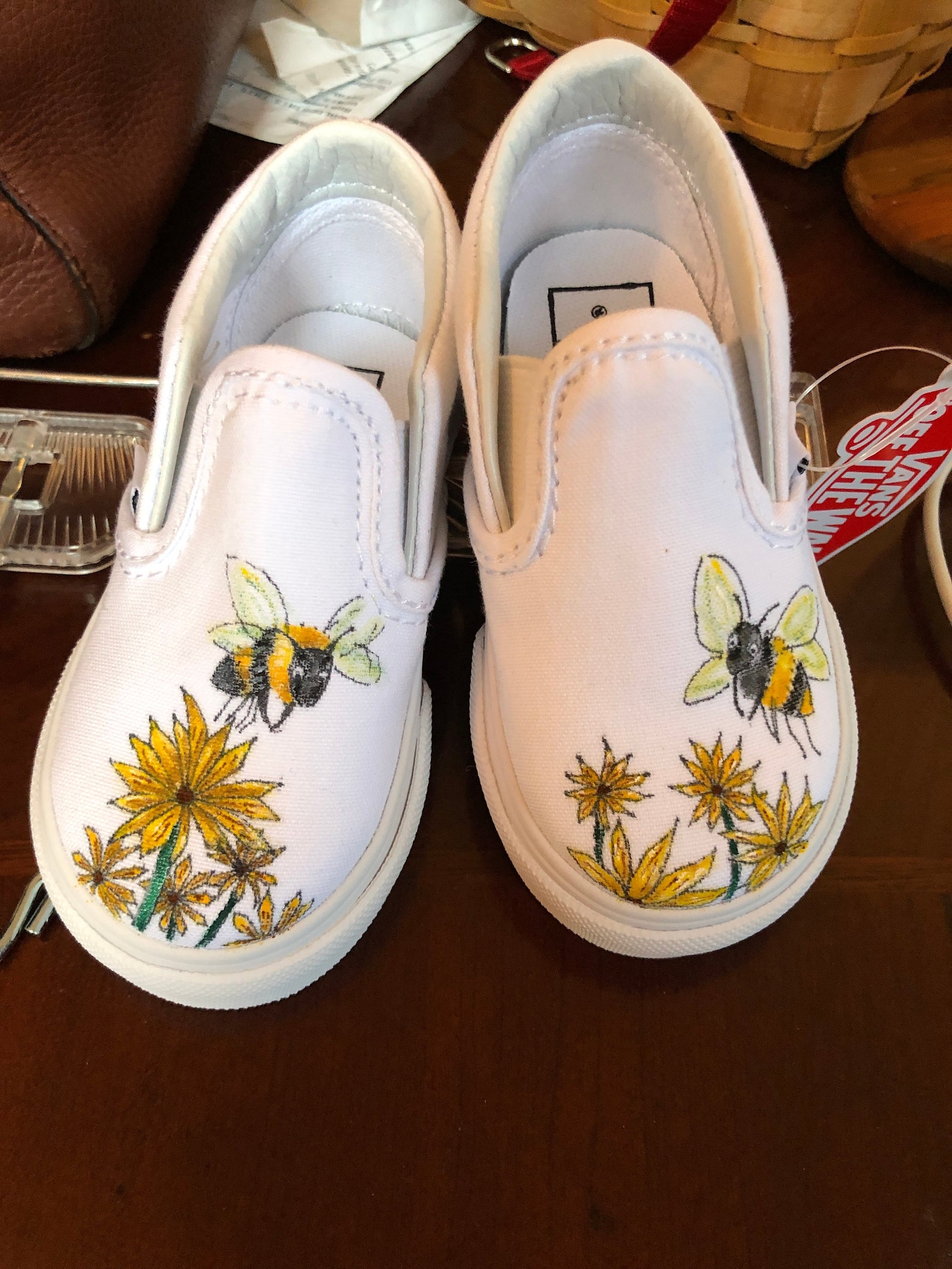 Vans slip on bees Outlet