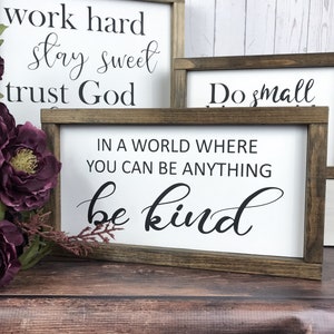 Be Kind Wood Sign: Inspirational Quote Wall Decor (12.5″ x 7″)