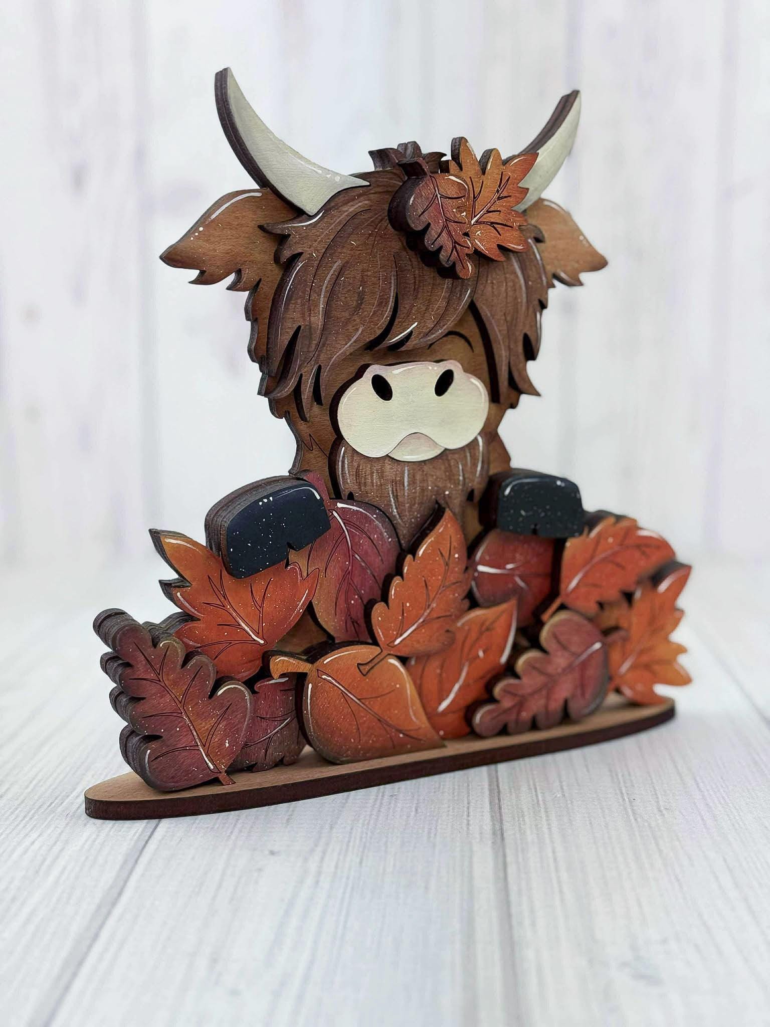 Rustic Fall Background Cow Fall Highland Cow Wooden Decor | Rustic Farmhouse Autumn Leaves ...