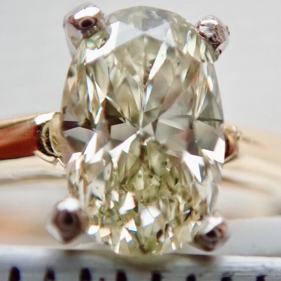Diamond Oval .83ct. Solitaire Ring - 18K - image 3