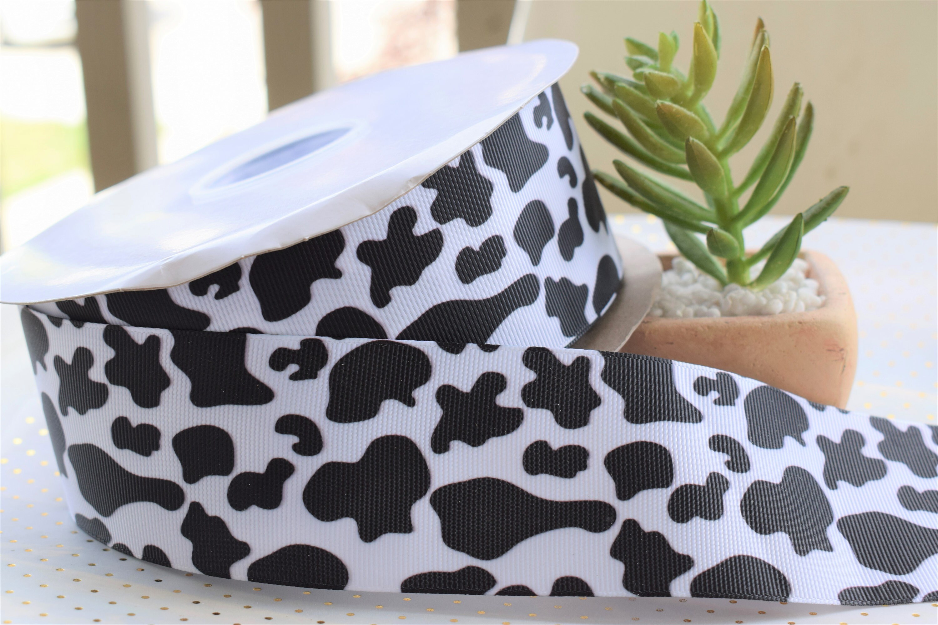 AIEX 3 Rolls 15 Yards White Black Cow Print Ribbon, Cute Spot Pattern Wired  Edge Ribbon Set 10/22/38mm Grosgrain Cow Ribbon for Wreaths DIY Crafts