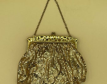 Vintage Gold Mesh  Whiting and Davis Co Handbag   Chain handle Gold Mesh evening Purse