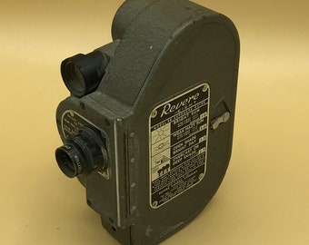 Vintage Revere Model 88 Movie Camera