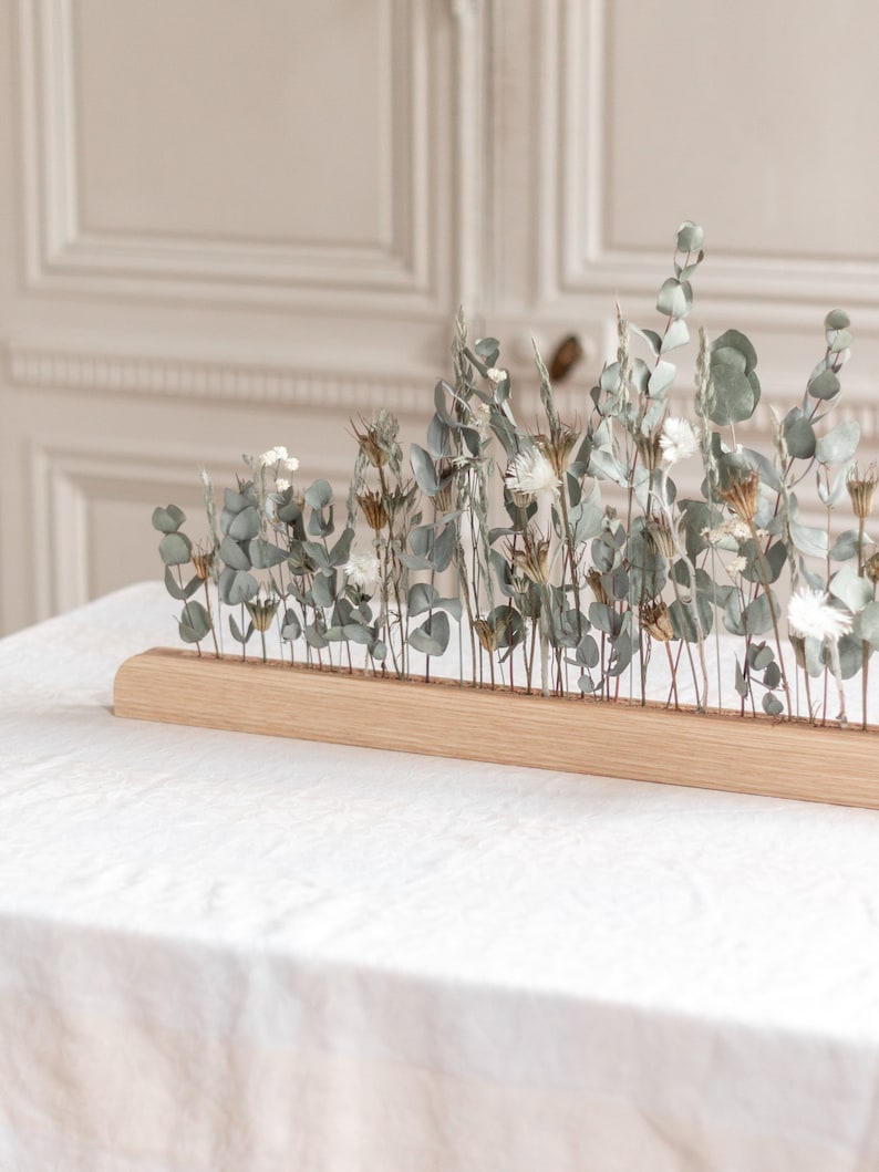 Gllu – Support en bois pour fleurs séchées. Gllu – Support en bois pour fleurs séchées.