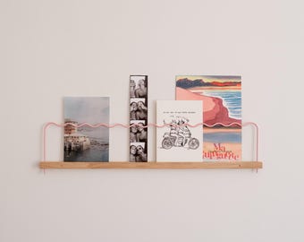 Photo, Polaroid & Postcard shelfs (50 cm) in wood and light pink wavy bar. Designed and manufactured in Normandy by Gllu.
