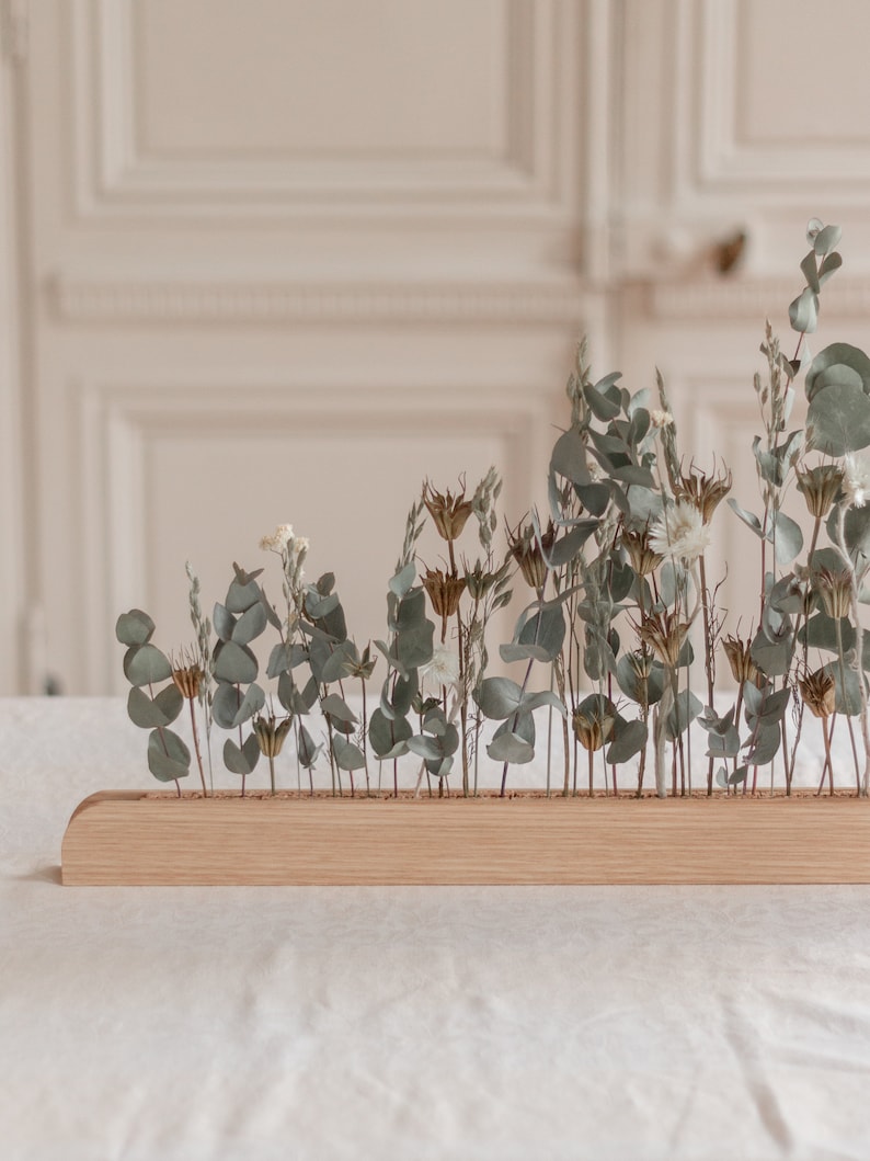 Gllu – Support en bois pour fleurs séchées. Gllu – Support en bois pour fleurs séchées.