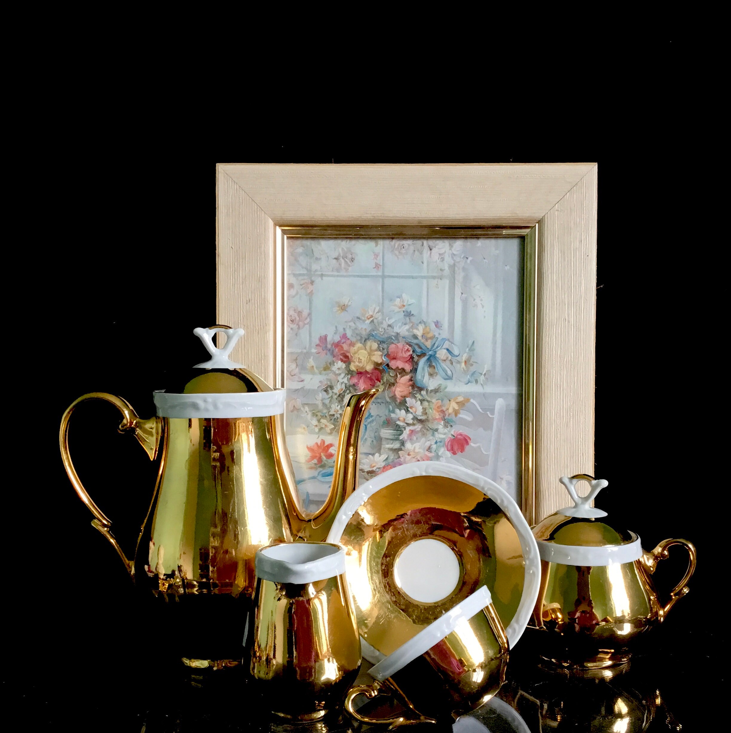 Bavaria Porcelain Antique Tea Set Porcelain in Golden Color and White ...