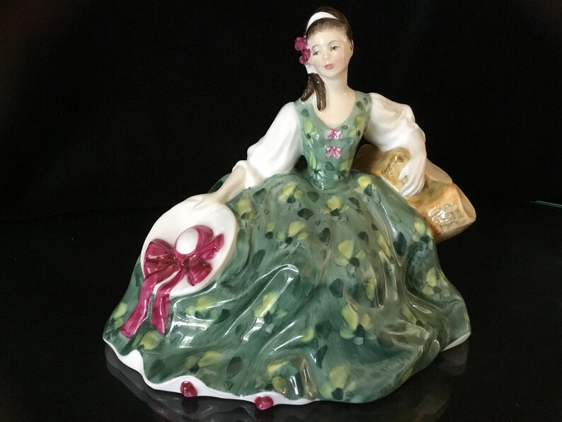 Royal Doulton Pretty Lady Figurine Elyse HN 1621 Etsy