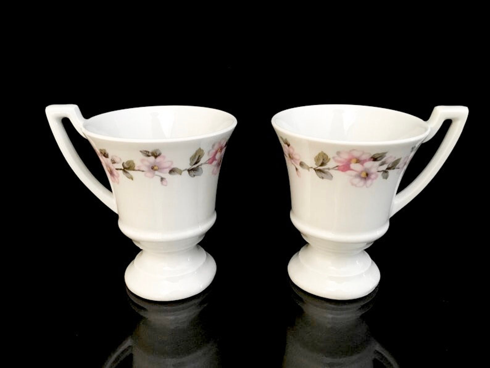Grande Tasse à Café En Porcelaine F.D. France - Décor Violettes - Avec Soucoupe - Occasion