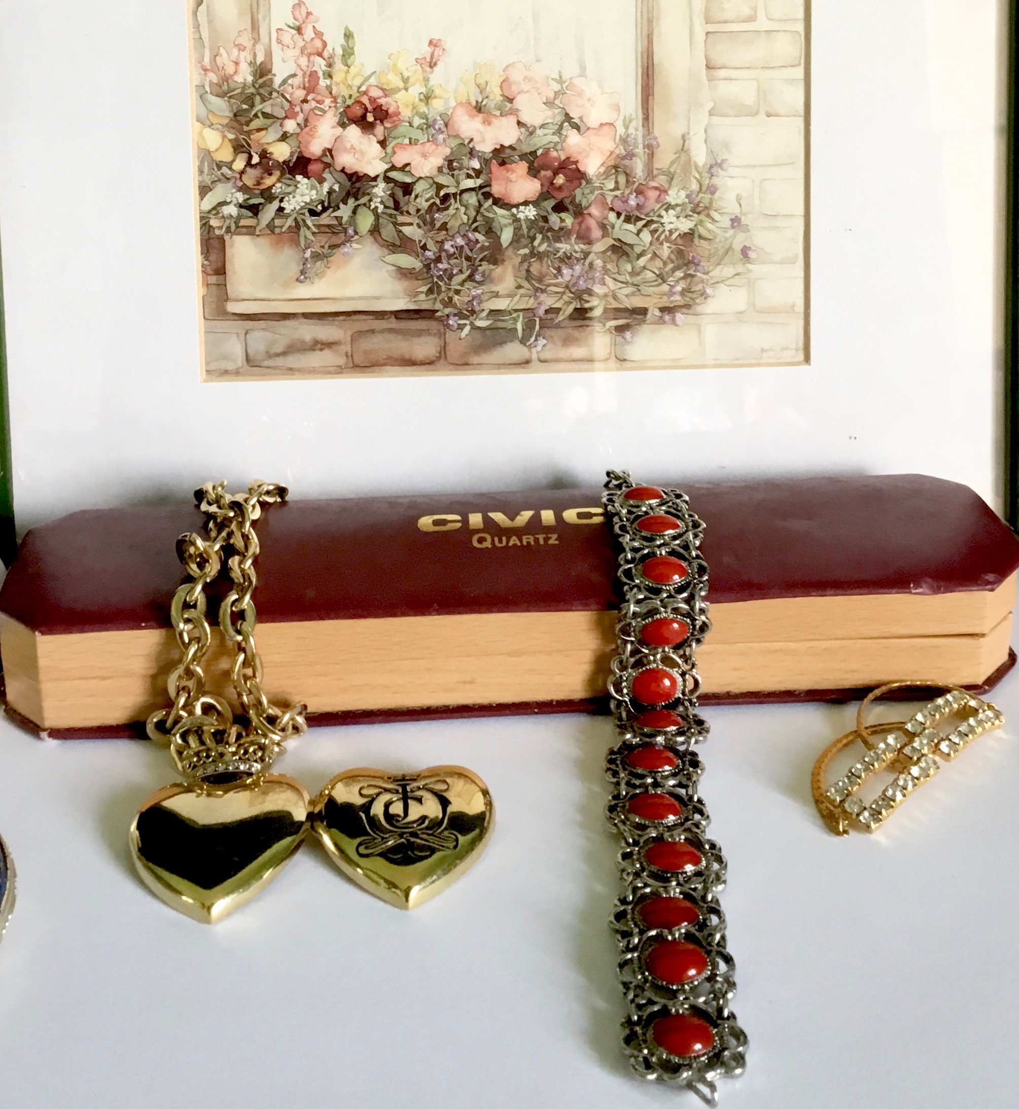 Juicy couture pearl necklace deals