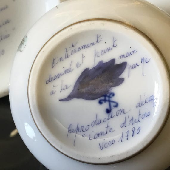ロイヤル・リモージュ磁器「コント・ダルトワ」1780年 花模様の