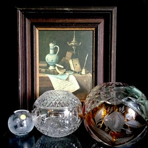Vaso a sfera vintage in cristallo di Boemia.