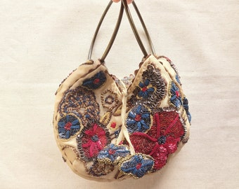 Hand Beaded Bangle Bag, Silk Flower Purse Bangle Bracelet Bag, Christmas Gift for Mum, Vintage Design Wristlet Evening Bag, Designer Handbag