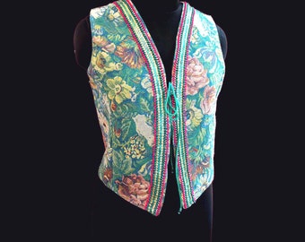 Ameri⭐︎ VINTAGE LIKE JACQUARD OVER VEST Ameri（アメリ）の「WALLART LIKE JACQUARD KNIT VEST（ニット