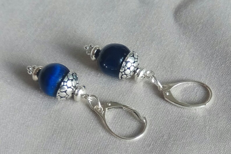 925 Silver Dark Blue Earrings with Blue Cateye Pearl