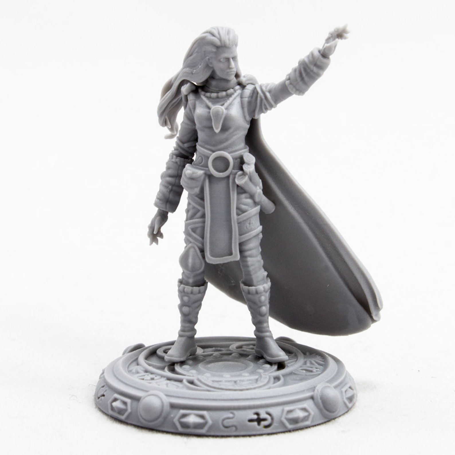 28mm Female Wizard miniature for tabletop RPG D&D DnD Etsy