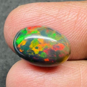 Natural Ethiopian Welo Opal Cabochon 4.40 Ct – Smoked Black Opal Loose Gemstone 13.5x9.5x6mm