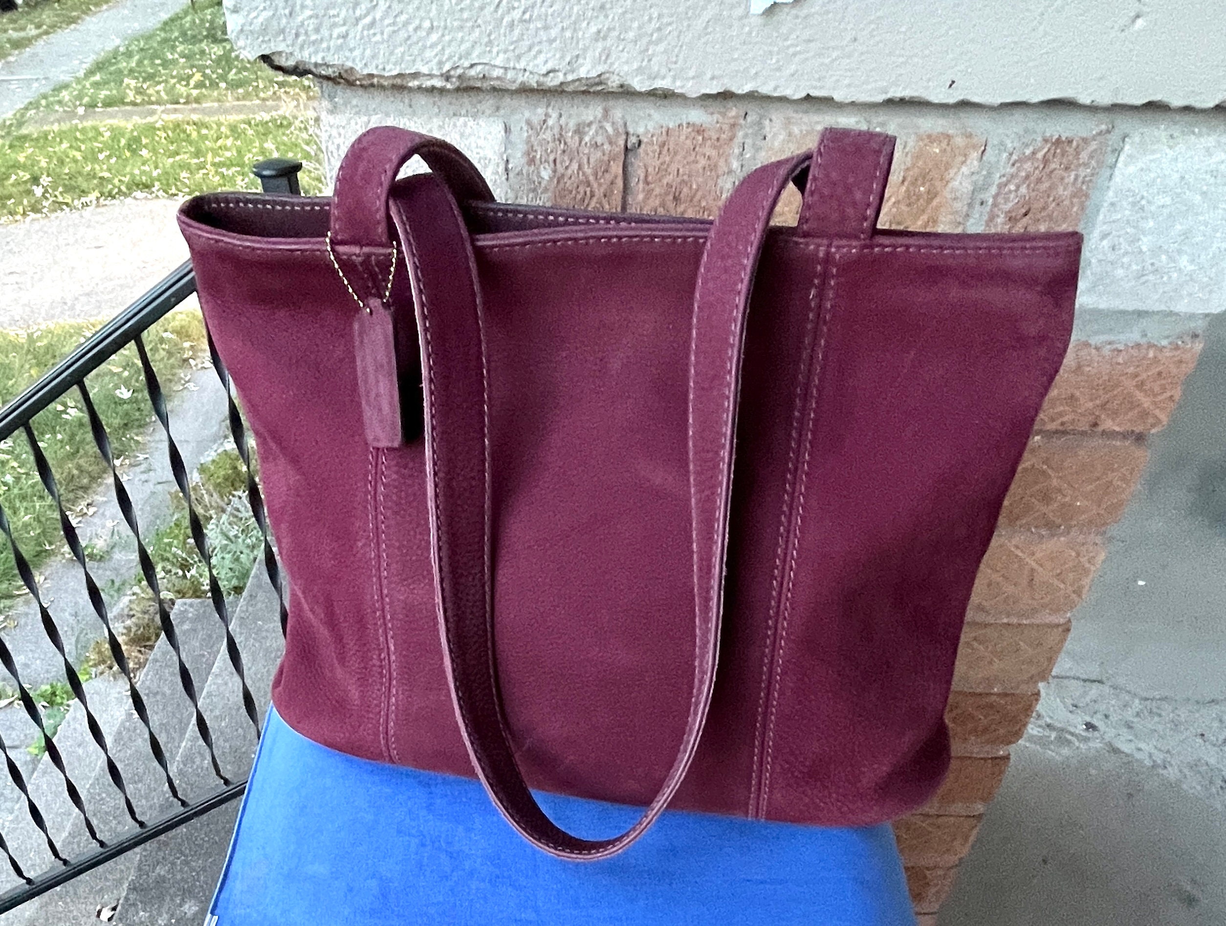 COACH Plum Purple Patent Leather ZOE Hobo Handbag Top Handle Pouch