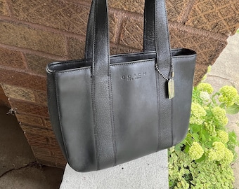 Rare Vintage Coach Casino Bag Black コーチ Like New - Vintage Coach Casino Bag 9924 - Black With Brass