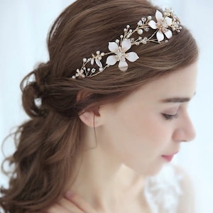 Handmade Vintage Style Gold Leaf Floral Pearl Bridal Hairband Hair Vine