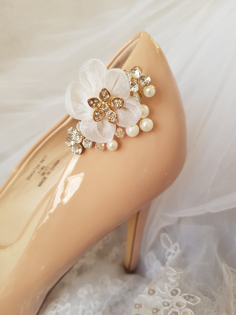 Pair of Delicate Pearl & Rhinestone Floral Bridal Wedding Shoe - Etsy UK