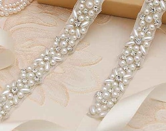 Ivory Cream Ribbon Bridal Sash Adorned with Pearls & Rhinestones On A Long Silver Setting 51cm Applique