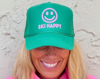 SKI HAPPY green trucker