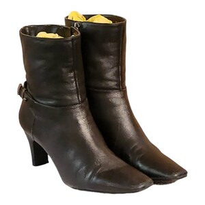 Bandolino faruka block cheap heel zip booties