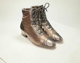 Women Vintage Leather Black and Brown Granny Boots By Dorndorf Size 7.