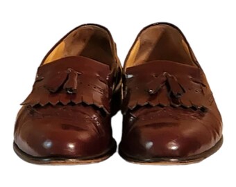Vintage Perry Ellis Burgundy Leather Tassel Loafers, Size  display picture 1