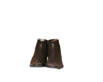Men Vintage Leather Brown Ankle Boots by Bruno Magli Size  display picture 1