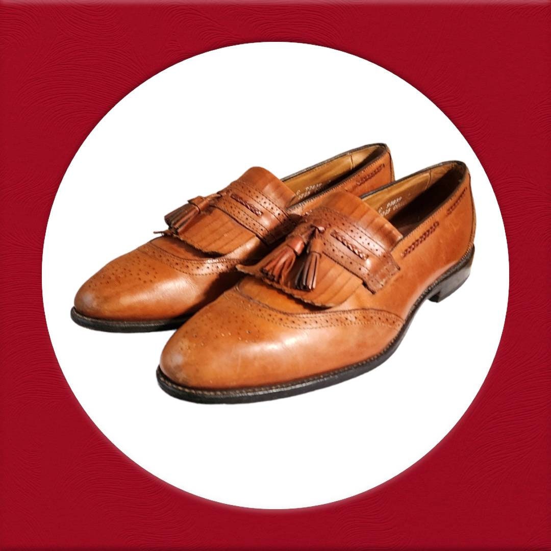 Allen Edmonds Chelsea mens 9 brown all leather dress shoes tassel loafers 42 Allen Edmonds Chelsea mens 9 brown all leather dress shoes  main image 4