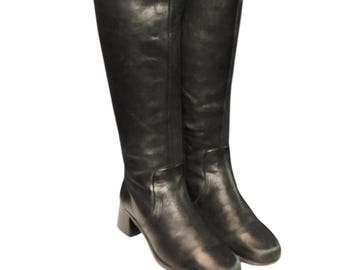 Women Vintage Leather Black Tall Blocked Heel Boots By Naturalizer Size 6M.