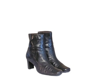 Liz Claiborne Boots - Etsy