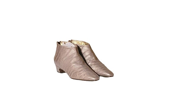 Ladies top gold booties