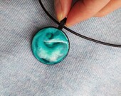 Resin jewellery, Resin Necklace, Resin Pendant, Resin Jewelry, Emerald, Green, Turquoise, Resin art, Ocean art, Beach art, Sea art, circle