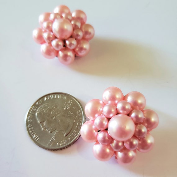 Vintage Chunky Clip Earrings . Large  Moonglow Cl… - image 5