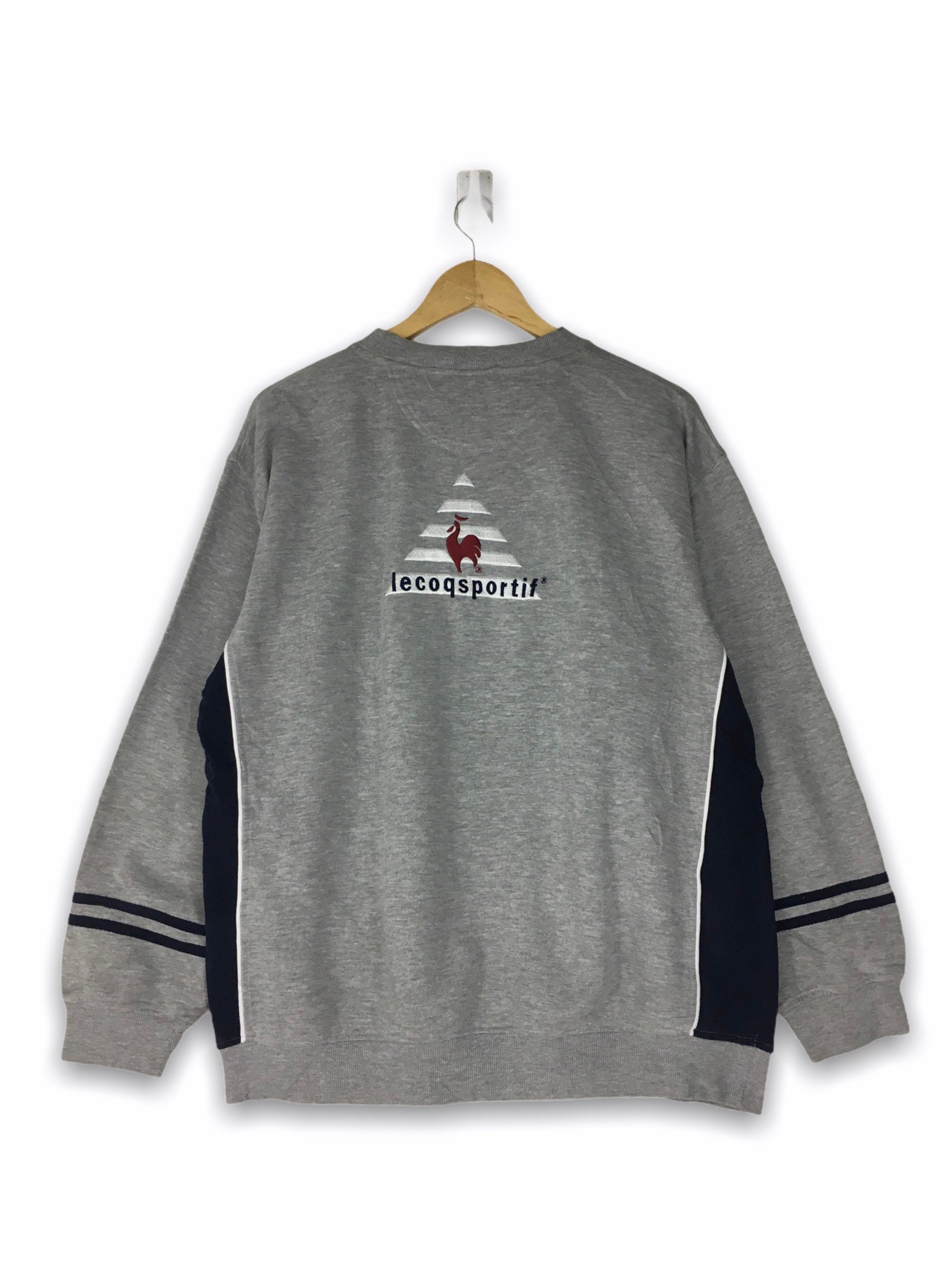 Rare Vintage Le Coqsportif/sweatshirt Pullover/size L Clothing