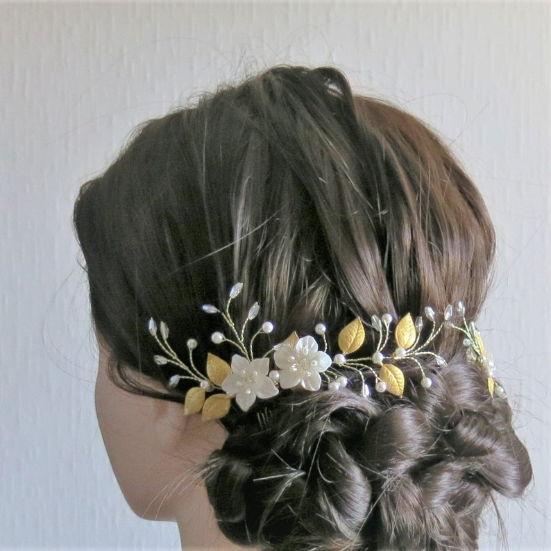 Prom boho headpiece floral with pearl and crystal silver or gold wire Wedding hair vine Bridal hair piece