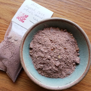 Incense &quot;Alto&quot;. Ethiopian myrrh, rose, orris root, amber resin.