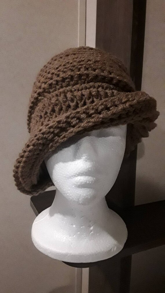 crochet vintage cloche hat