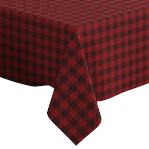 Könnte beinhalten: Rot-schwarzer karierter Tischdecke. Die Tischdecke hat ein klassisches Buffalo-Plaid-Muster.