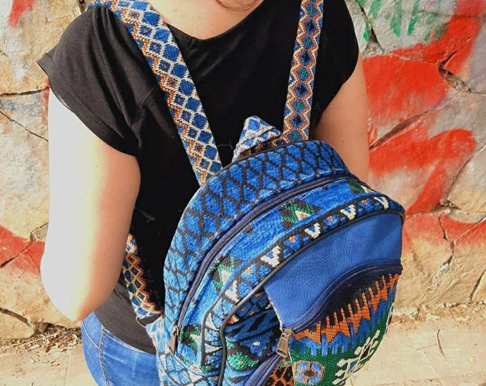 Vibrant Blue Kilim Multi Pocket Zipper Sport Backpack, Native Ethnic Rug Pattern Strong Rucksack, Personalized Christmas Gift For Sister