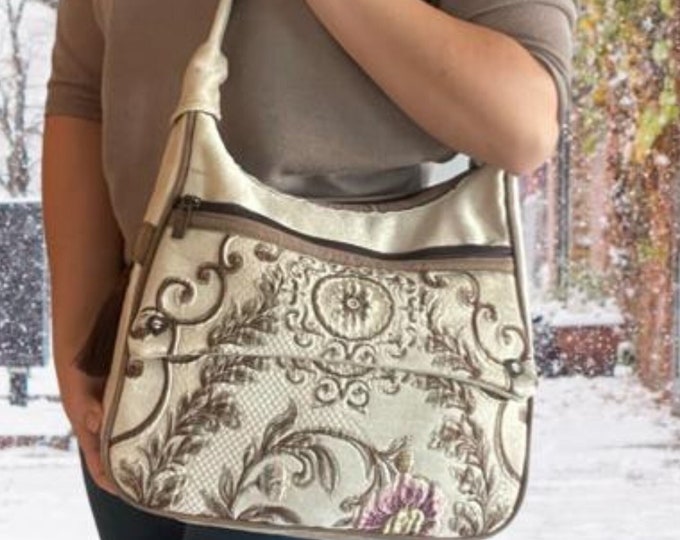 Victorian Style Ivory Color Fabric Foldable Bag For Women, Embossed Flower Pattern Light Shoulder Bag, Personalized Christmas Gift Women