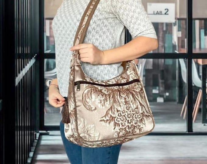 Victorian Style Beige Soft Fabric Foldable Bag For Women Embossed Floral Pattern Satin  Shoulder Bag Personalized Mother's Day Gift For Wife
